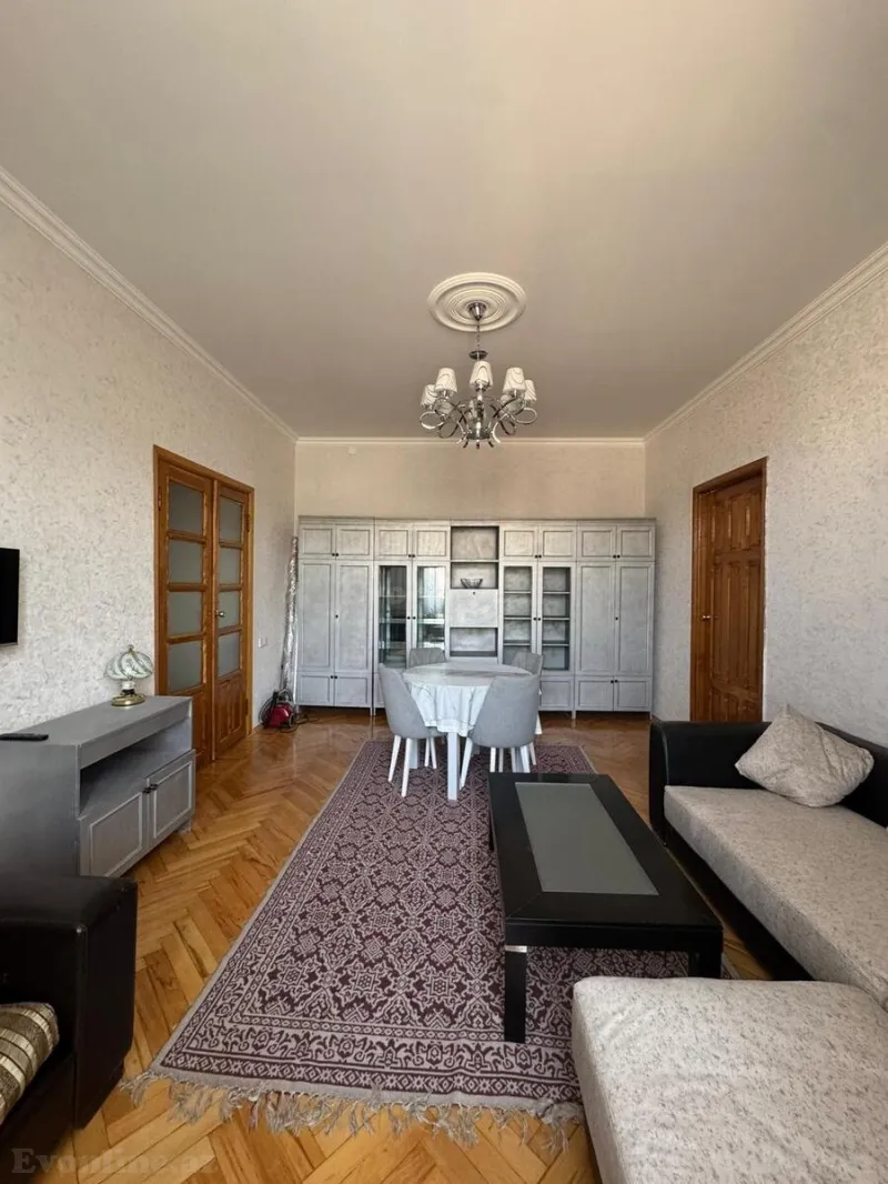 Satılır 3 otaqlı Mənzil Köhnə tikili 75 m² Bayıl - şəkil 4