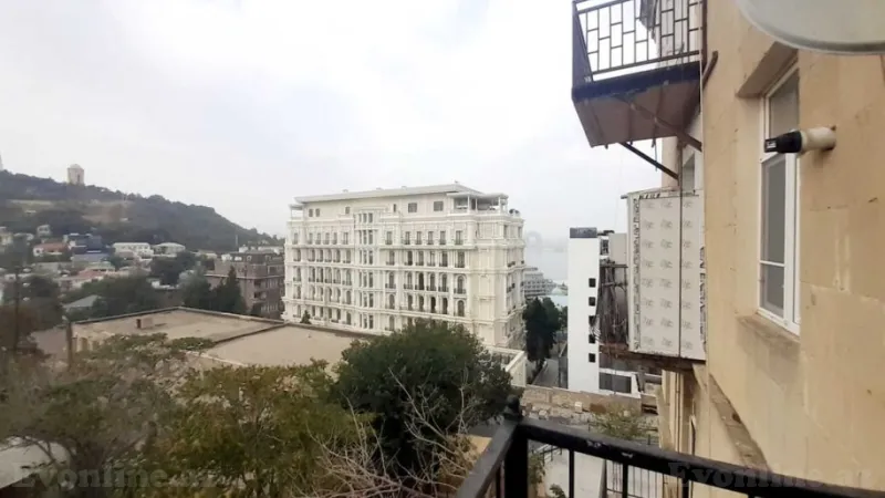 Satılır 3 otaqlı Mənzil Köhnə tikili 75 m² Bayıl - şəkil 10