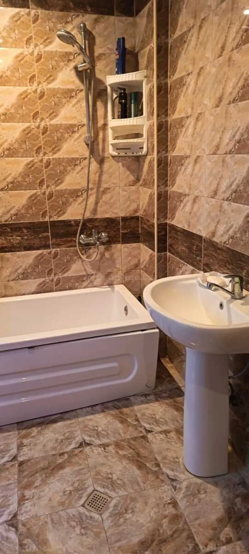Satılır 4 otaqlı Mənzil Yeni tikili 143.2 m² Gəncə - şəkil 9