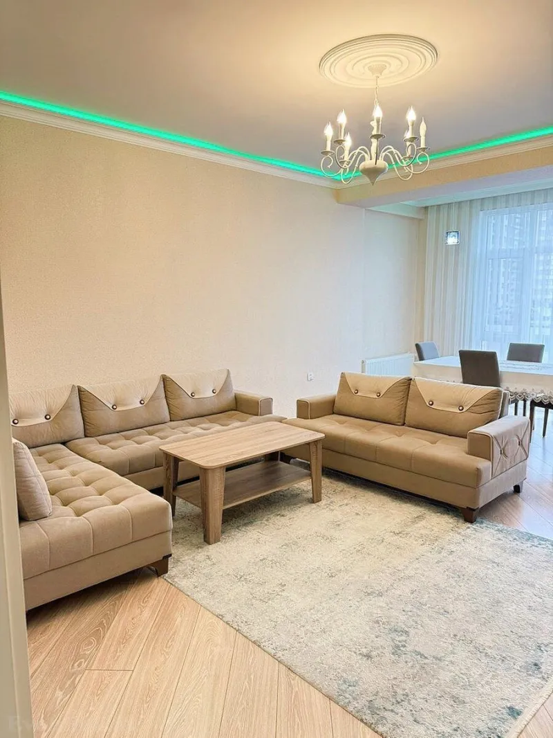 Kirayə verilir 2 otaqlı Mənzil Yeni tikili 70 m² Nəsimi r. - şəkil 2