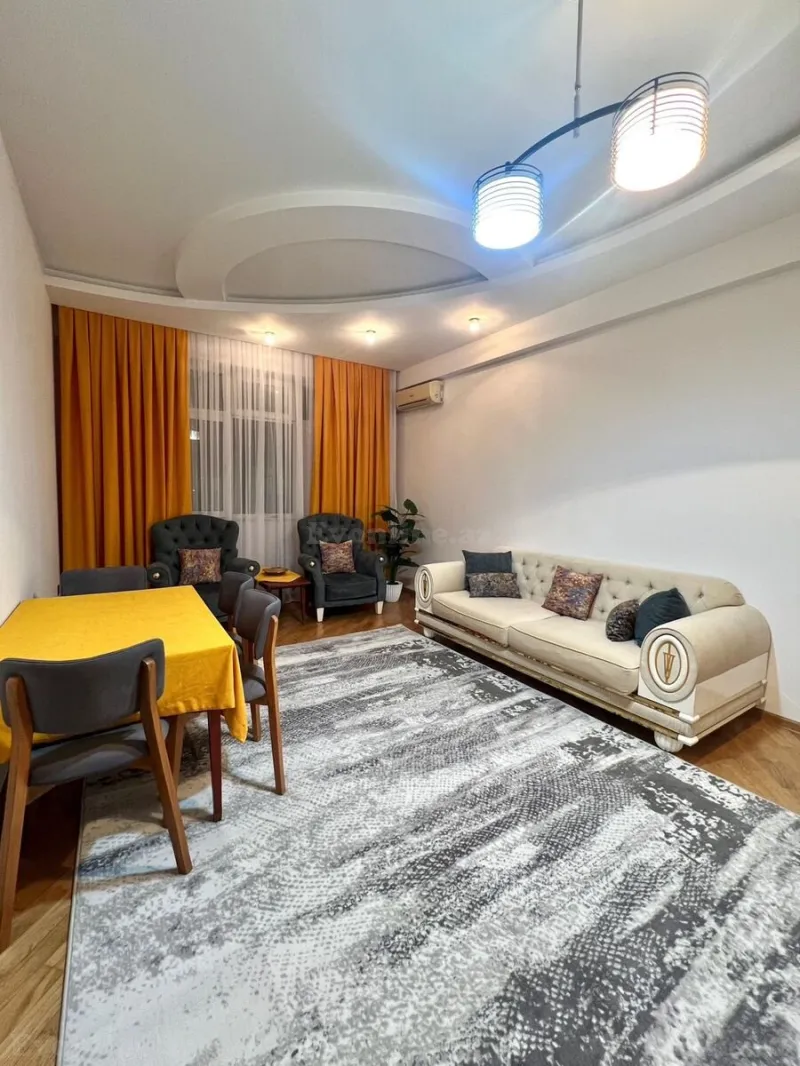 2 otaqlı Mənzil 60 m² Xətai m. Kirayə verilir