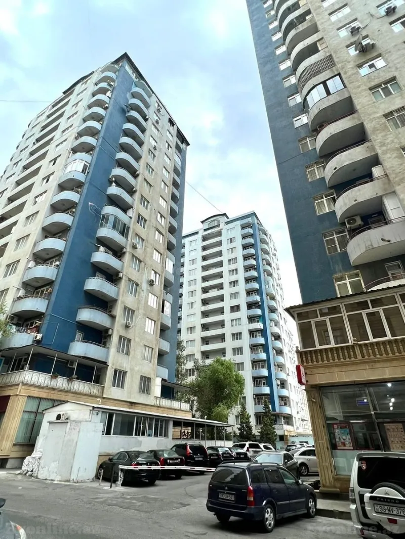 Satılır 3 otaqlı Mənzil Yeni tikili 101 m² Nizami m.