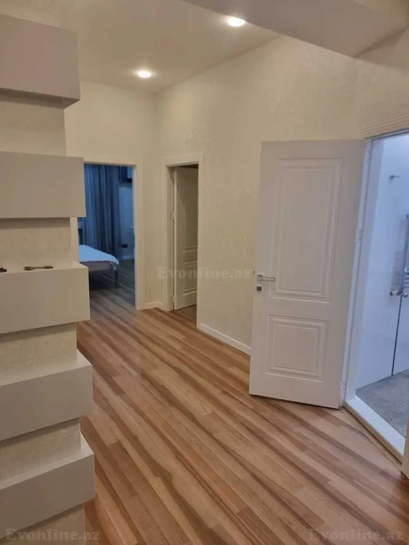 Satılır 3 otaqlı Mənzil Yeni tikili 101 m² Nizami m. - şəkil 4