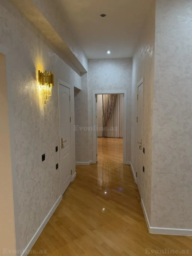 Satılır 3 otaqlı Mənzil Yeni tikili 140 m² Elmlər Akademiyası m. - şəkil 7
