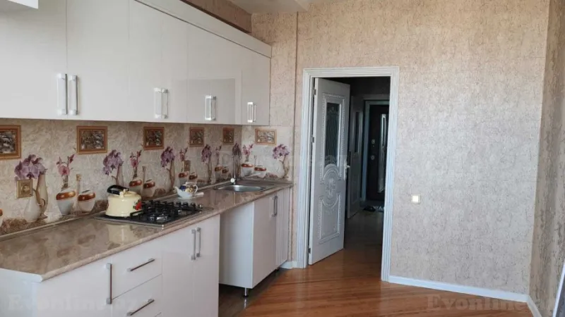 Kirayə verilir 2 otaqlı Mənzil Yeni tikili 65 m² Neftçilər m. - şəkil 4