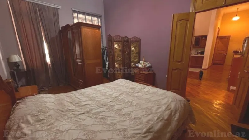 Satılır 5 otaqlı Mənzil Köhnə tikili 210 m² Səbail r. - şəkil 13