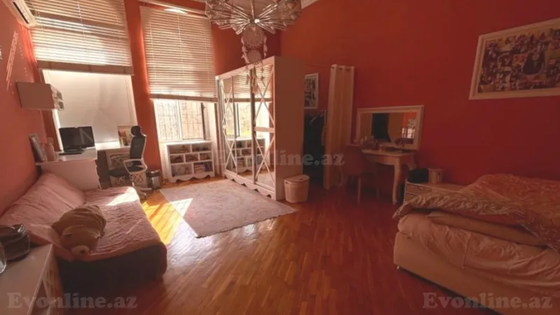 Satılır 5 otaqlı Mənzil Köhnə tikili 210 m² Səbail r. - şəkil 15