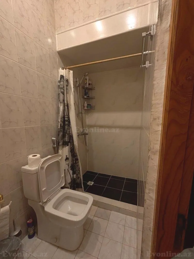 Satılır 5 otaqlı Mənzil Köhnə tikili 210 m² Səbail r. - şəkil 22