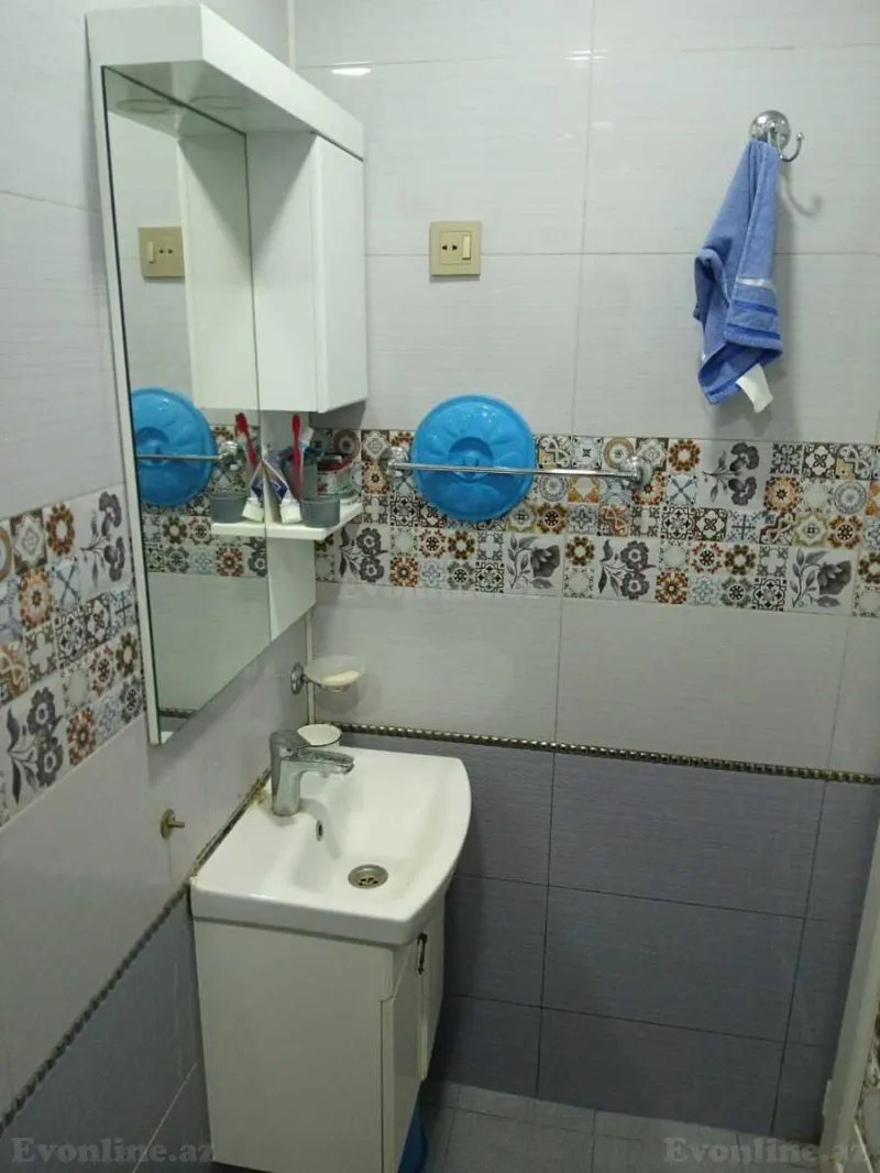 Kirayə verilir 1 otaqlı Mənzil Köhnə tikili 30 m² 4-cü mikrorayon - şəkil 9