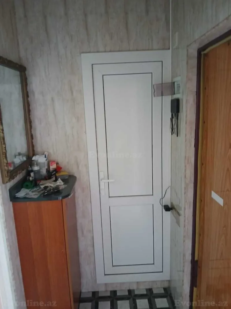 Kirayə verilir 1 otaqlı Mənzil Köhnə tikili 30 m² 4-cü mikrorayon - şəkil 10