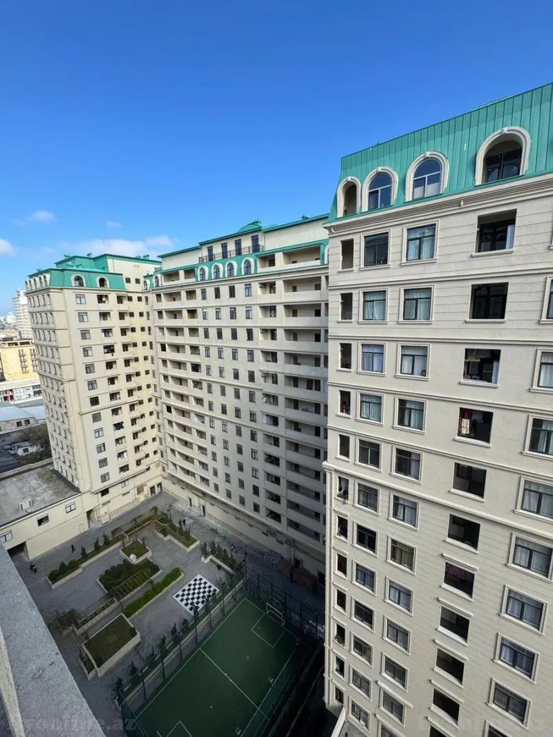 Satılır 3 otaqlı Mənzil Yeni tikili 166 m² Nərimanov r. - şəkil 2