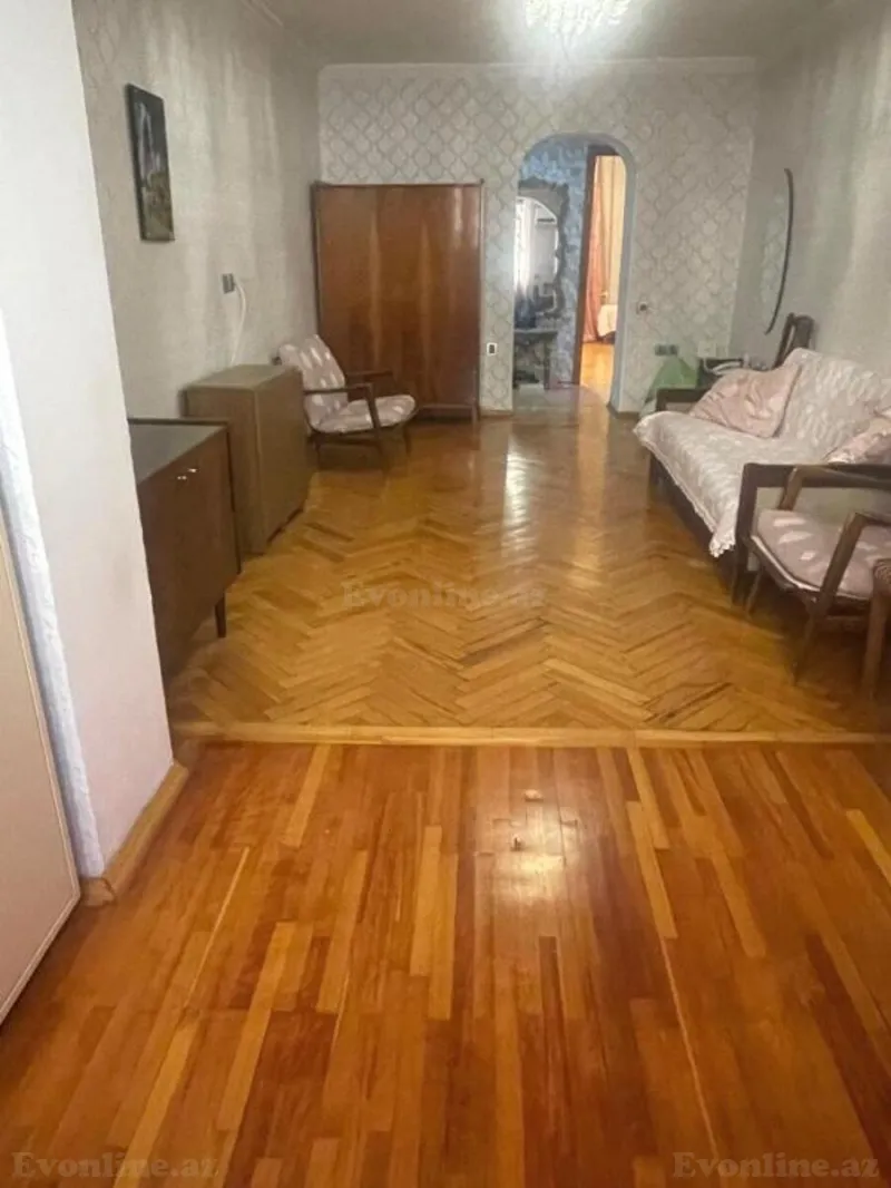 Satılır 2 otaqlı Mənzil Köhnə tikili 45 m² Nizami m. - şəkil 4