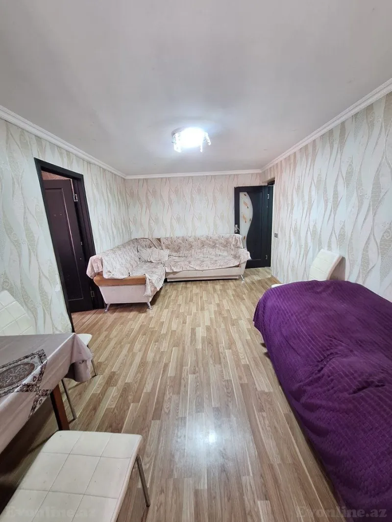 Satılır 2 otaqlı Mənzil Köhnə tikili 50 m² 8-ci kilometr