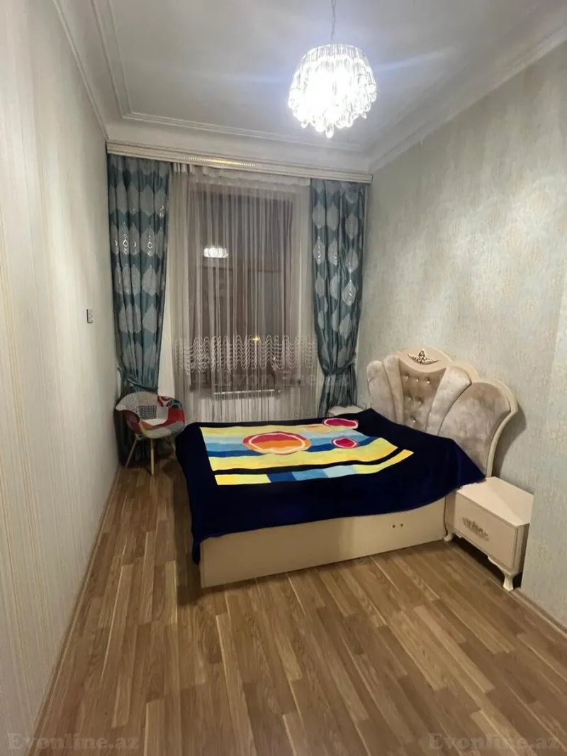 Kirayə verilir 3 otaqlı Mənzil Köhnə tikili 110 m² Sahil m. - şəkil 6