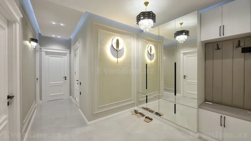 4 otaqlı Mənzil 140 m² 8 Noyabr m. Satılır