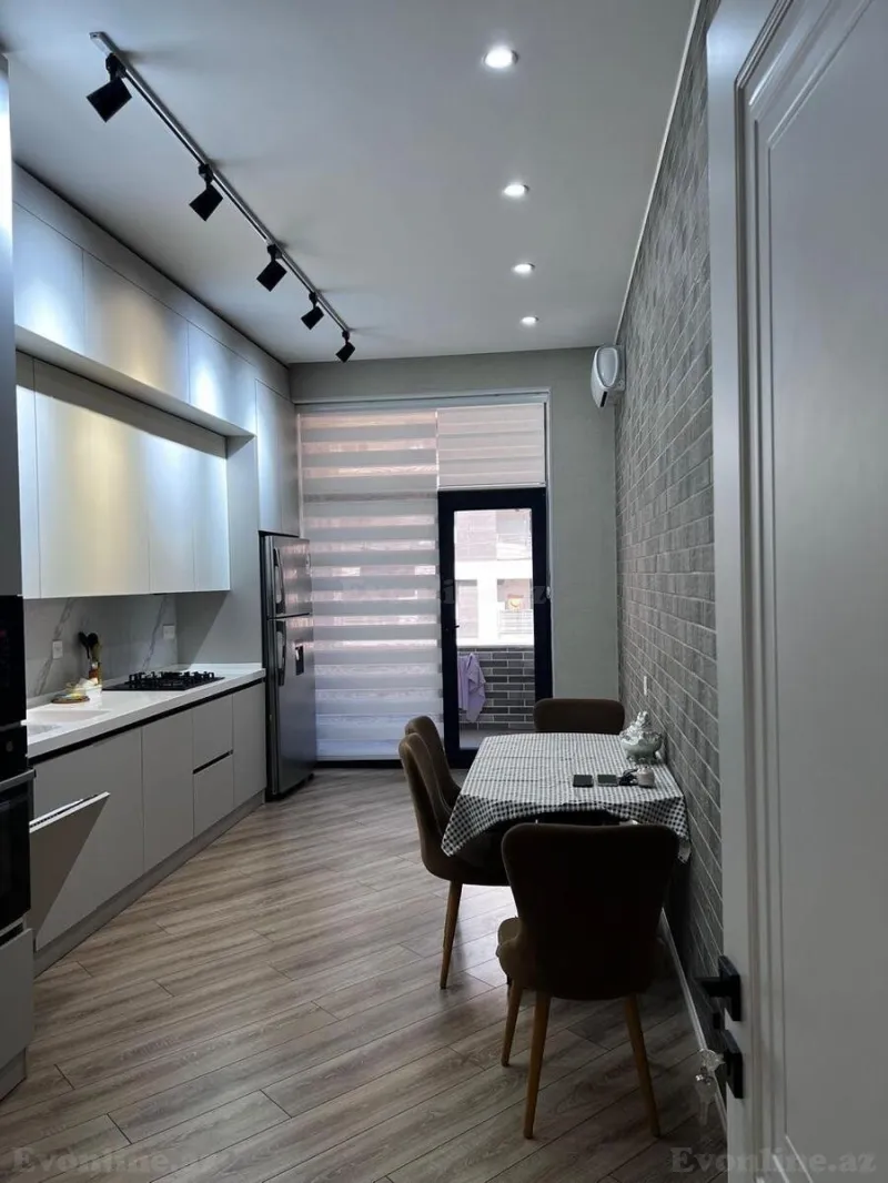Kirayə verilir 3 otaqlı Mənzil Yeni tikili 120 m² 28 May m. - şəkil 8