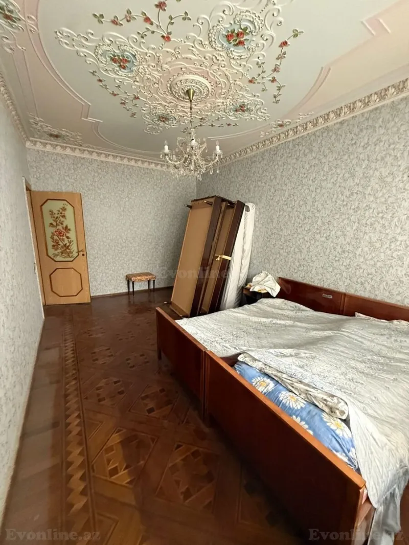 Satılır 5 otaqlı Mənzil Köhnə tikili 120 m² Xalqlar Dostluğu m. - şəkil 11