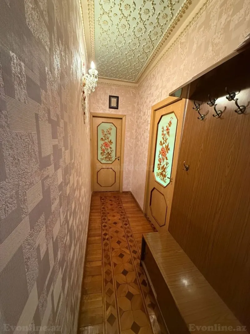 Satılır 5 otaqlı Mənzil Köhnə tikili 120 m² Xalqlar Dostluğu m. - şəkil 12