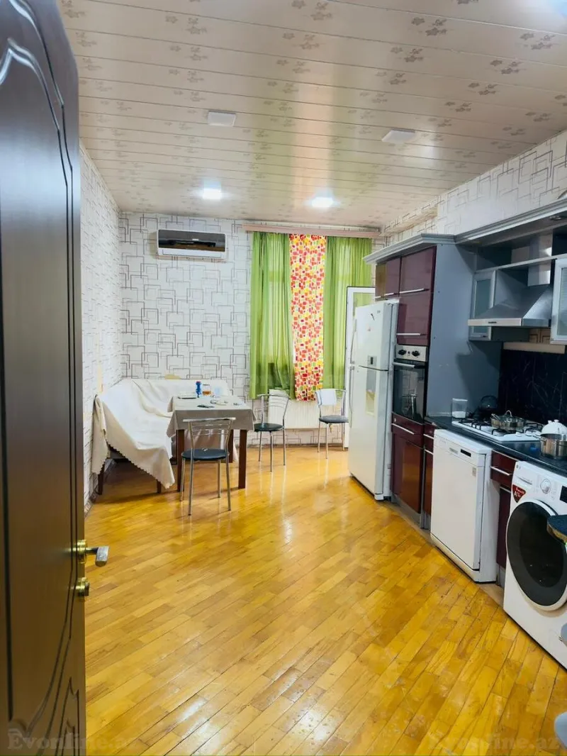 Kirayə verilir 3 otaqlı Mənzil Yeni tikili 150 m² İnşaatçılar m. - şəkil 10