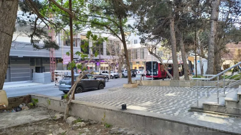 Satılır Obyekt 250 m² Badamdar - şəkil 2