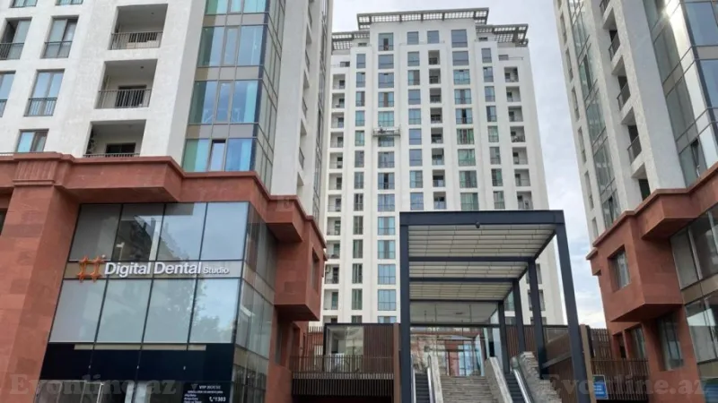 4 otaqlı Mənzil 160 m² Elmlər Akademiyası m. Satılır