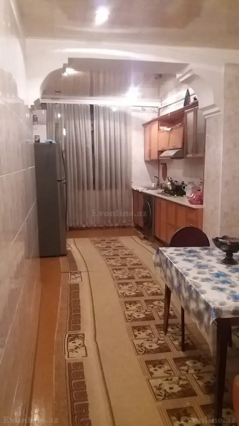 5 otaqlı Mənzil 120 m² Xalqlar Dostluğu m. Satılır