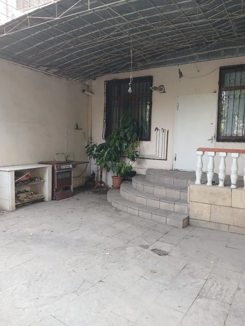 Satılır 5 otaqlı Mənzil Köhnə tikili 120 m² Xalqlar Dostluğu m. - şəkil 5