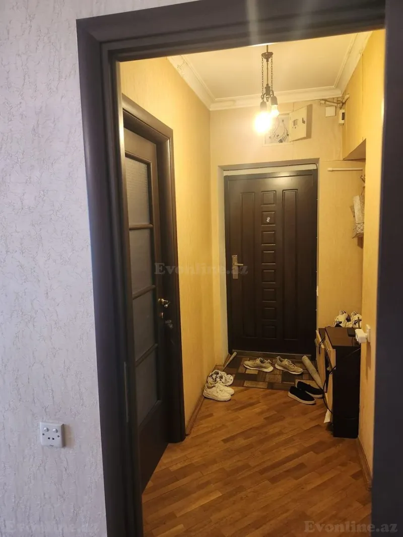 Satılır 3 otaqlı Mənzil Köhnə tikili 70 m² 28 May m. - şəkil 3