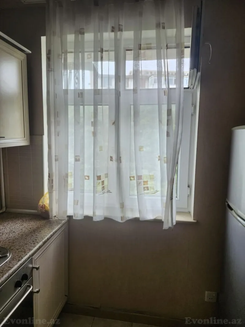 Satılır 3 otaqlı Mənzil Köhnə tikili 70 m² 28 May m. - şəkil 4