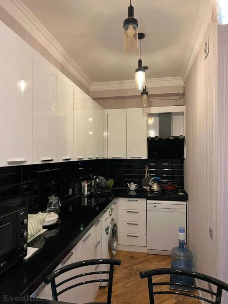 Satılır 2 otaqlı Mənzil Köhnə tikili 52 m² 2-ci mikrorayon - şəkil 5