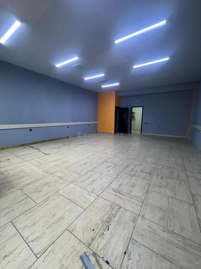 Obyekt 750 m² Elmlər Akademiyası m. Kirayə verilir
