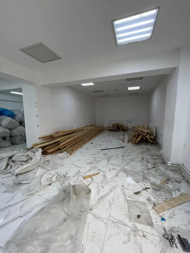 Kirayə verilir Obyekt 750 m² Elmlər Akademiyası m. - şəkil 5