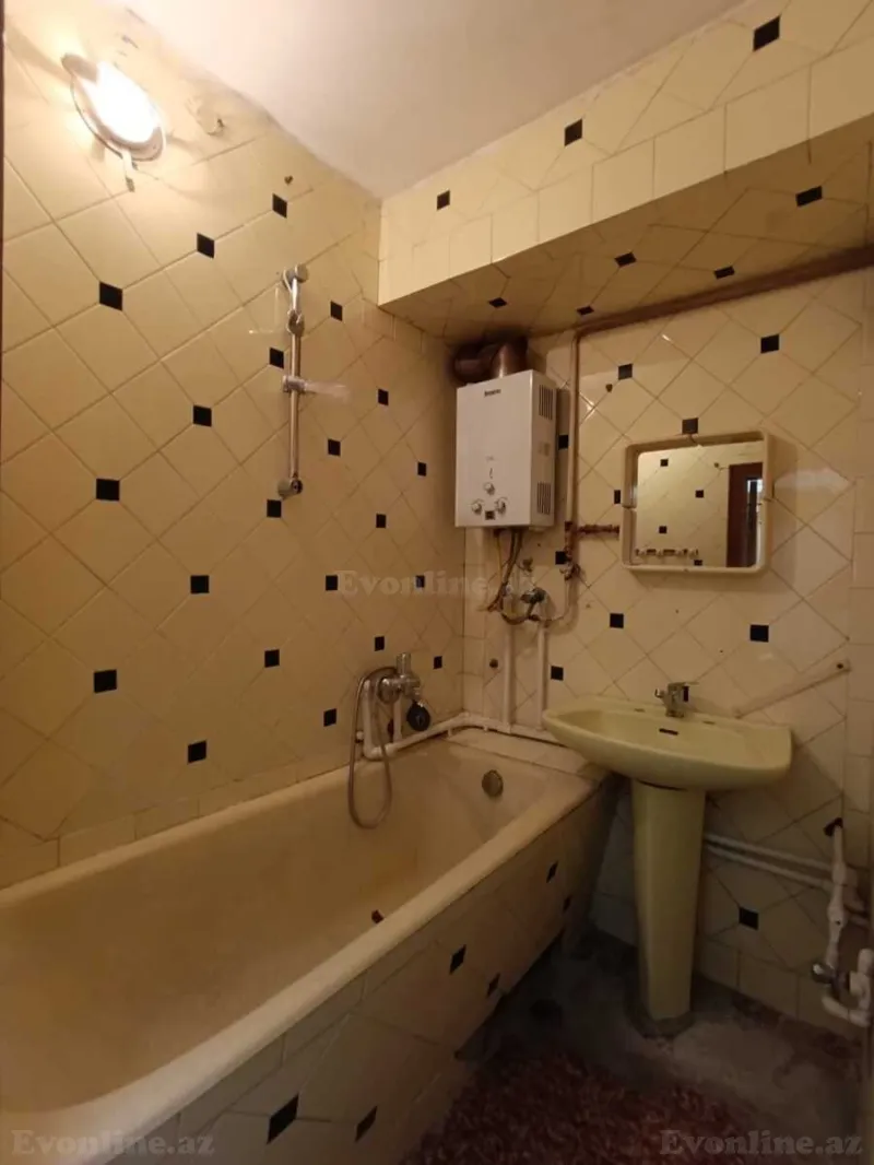 Kirayə verilir 3 otaqlı Mənzil Köhnə tikili 100 m² İçərişəhər m. - şəkil 29