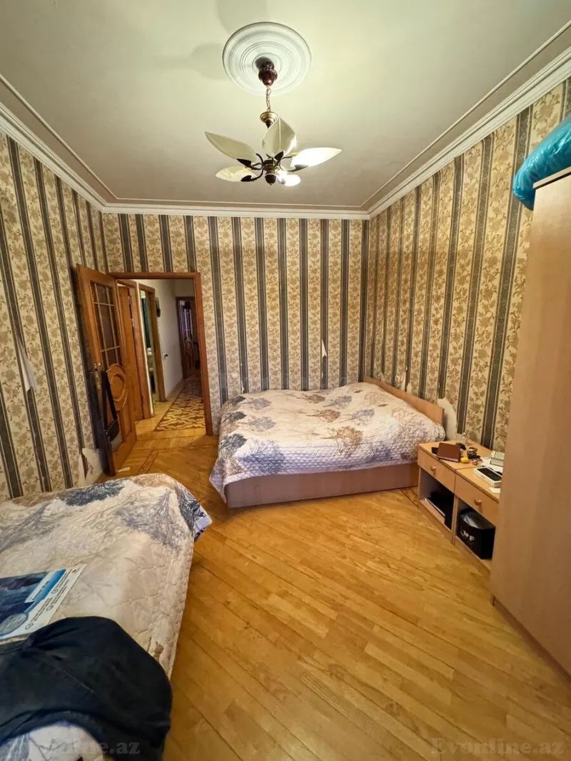 Satılır 3 otaqlı Mənzil Köhnə tikili 85 m² 8-ci mikrorayon - şəkil 3