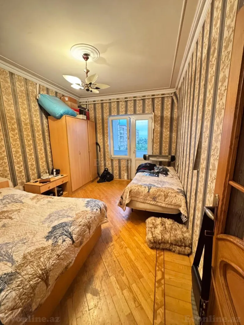 Satılır 3 otaqlı Mənzil Köhnə tikili 85 m² 8-ci mikrorayon - şəkil 4