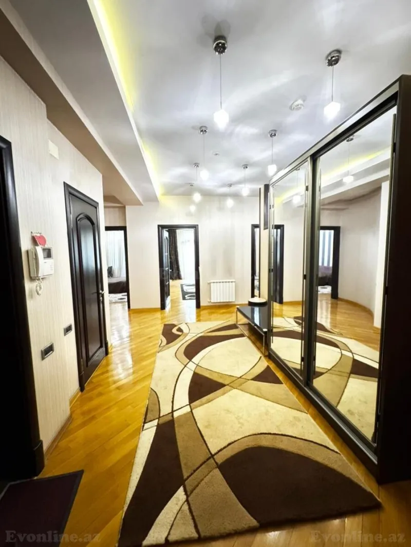 Kirayə verilir 3 otaqlı Mənzil Yeni tikili 135 m² 28 May m. - şəkil 6