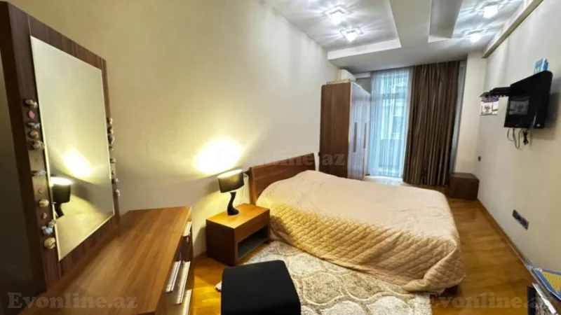 Kirayə verilir 3 otaqlı Mənzil Yeni tikili 135 m² 28 May m. - şəkil 7
