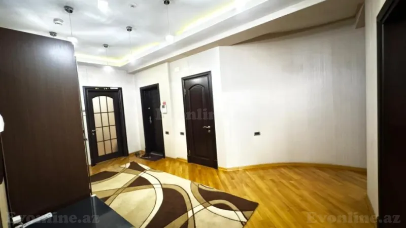 Kirayə verilir 3 otaqlı Mənzil Yeni tikili 135 m² 28 May m. - şəkil 18