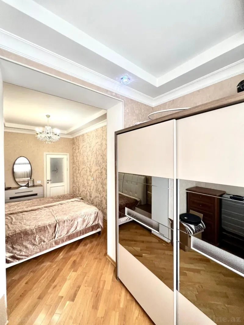 Satılır 3 otaqlı Mənzil Köhnə tikili 105 m² Nəsimi r. - şəkil 10