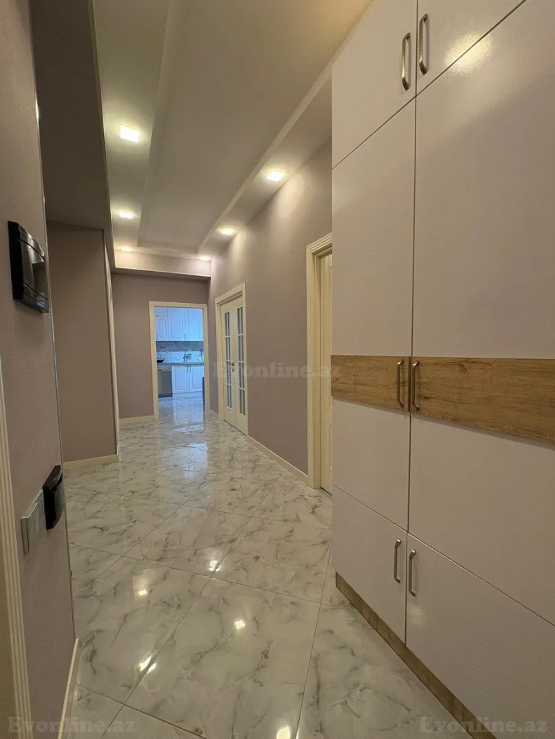 Satılır 3 otaqlı Mənzil Yeni tikili 88 m² Abşeron r. - şəkil 3