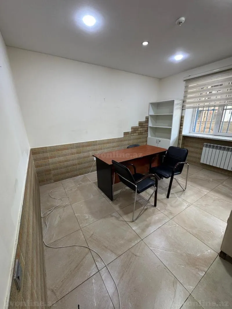1 otaqlı Ofis 20 m² Koroğlu m. Kirayə verilir