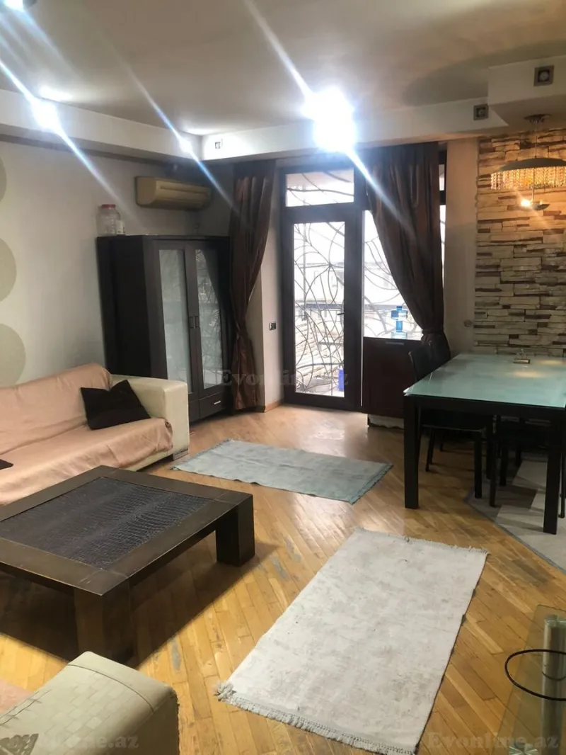 Kirayə verilir 3 otaqlı Mənzil Köhnə tikili 65 m² Elmlər Akademiyası m. - şəkil 2