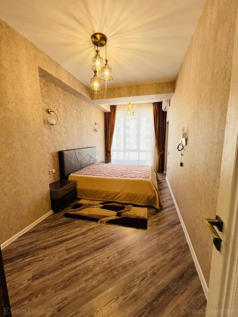 Satılır 4 otaqlı Mənzil Yeni tikili 200 m² Nərimanov r. - şəkil 5