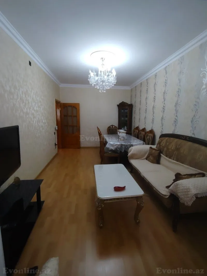 Satılır 3 otaqlı Mənzil Köhnə tikili 80 m² 8-ci mikrorayon - şəkil 2