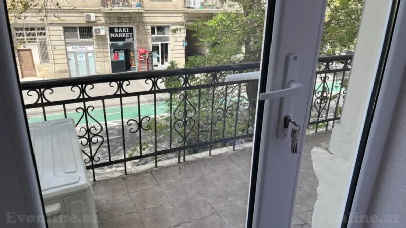 Kirayə verilir 3 otaqlı Mənzil Köhnə tikili 65 m² Sahil m. - şəkil 9