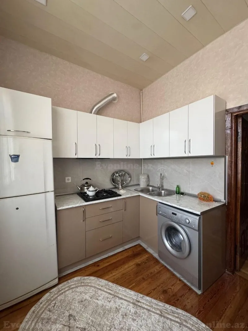Satılır 3 otaqlı Mənzil Köhnə tikili 70 m² Bayıl - şəkil 5