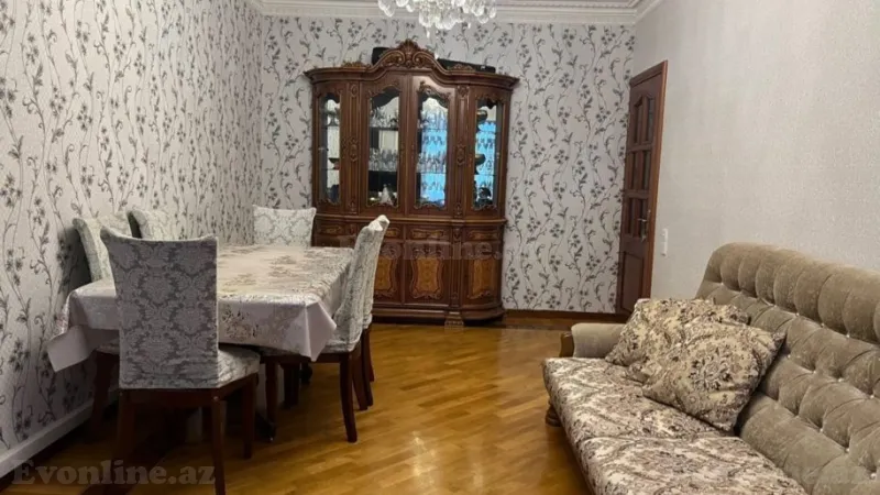 Satılır 3 otaqlı Mənzil Köhnə tikili 70 m² 7-ci mikrorayon - şəkil 2