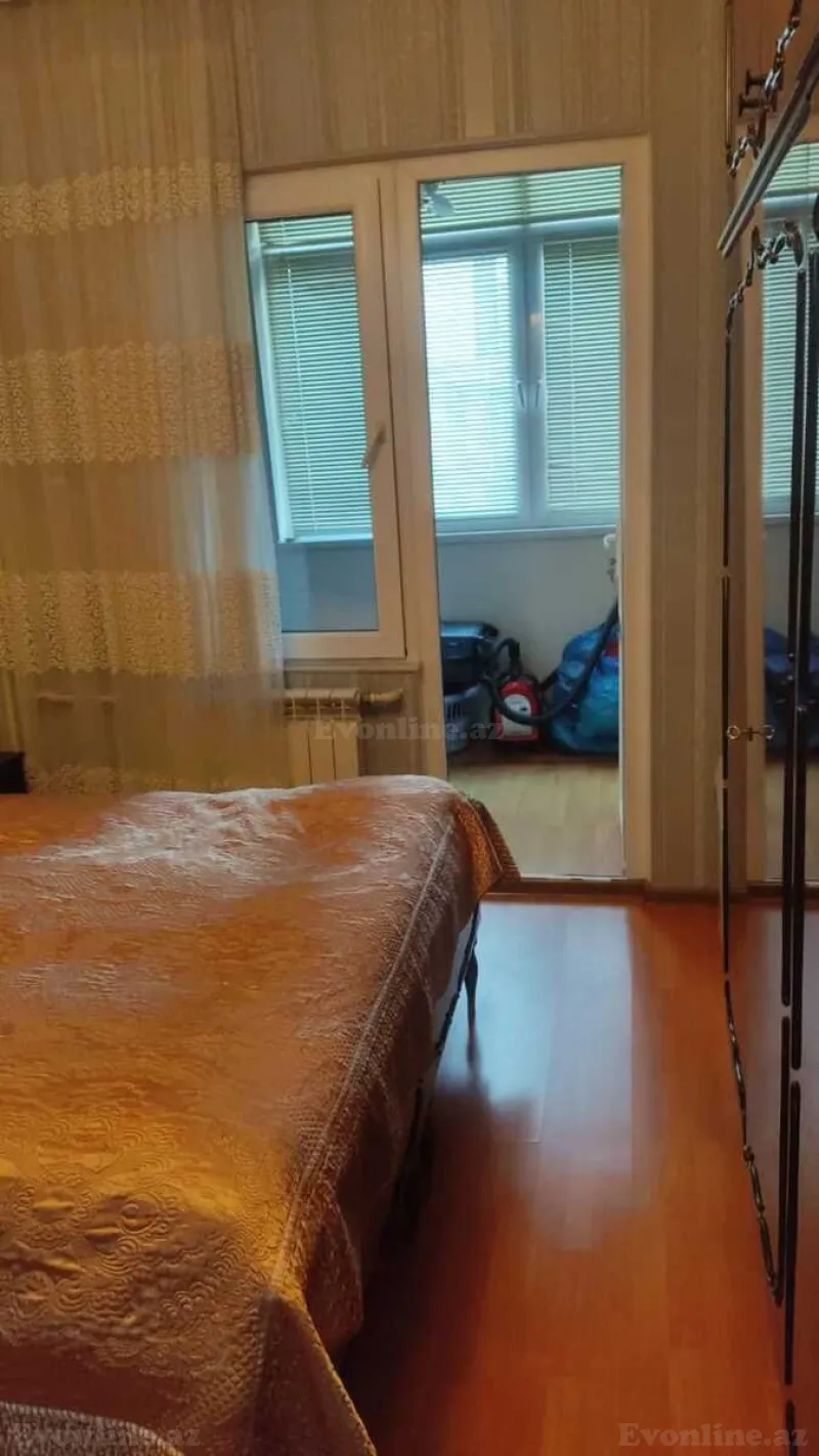 Kirayə verilir 2 otaqlı Mənzil Köhnə tikili 60 m² 8 Noyabr m. - şəkil 15