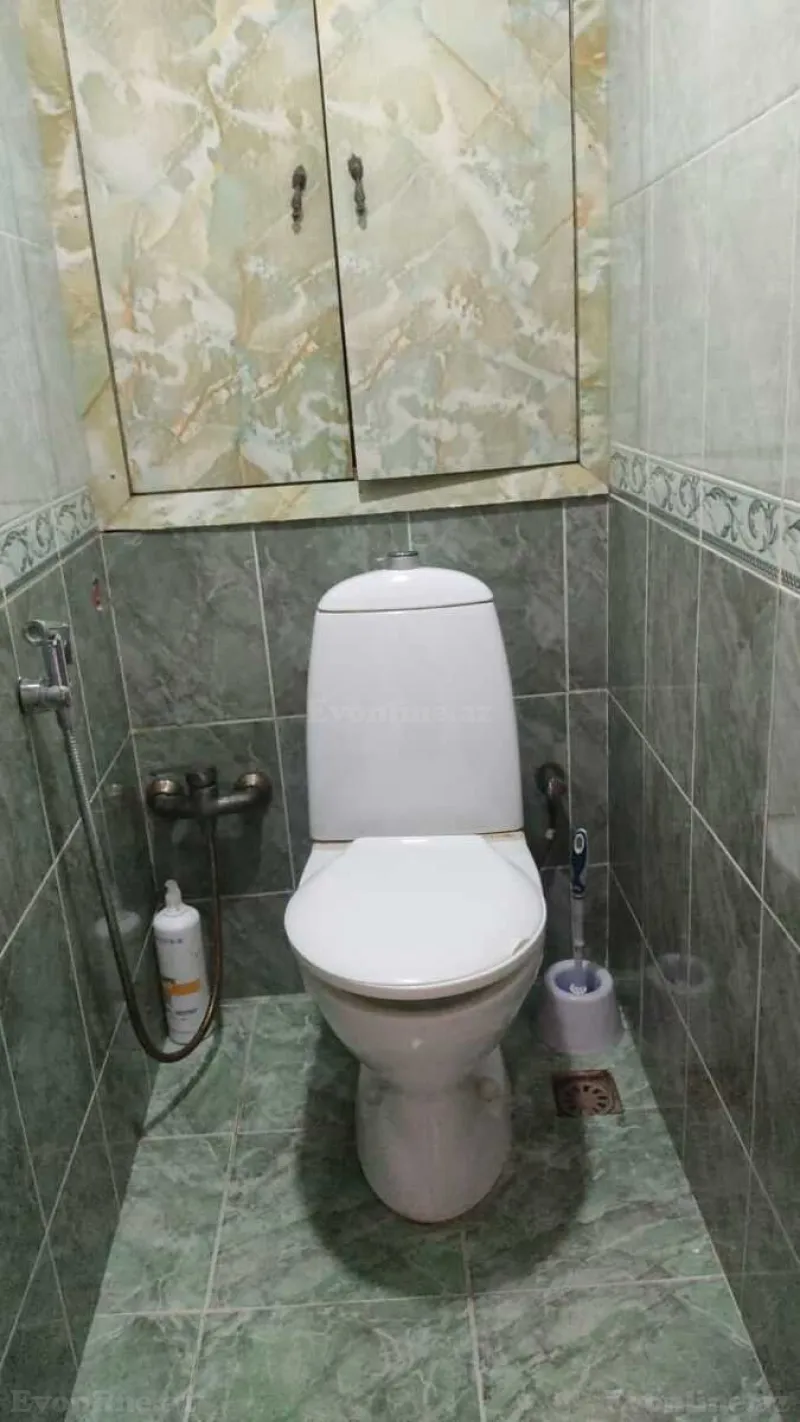 Kirayə verilir 2 otaqlı Mənzil Köhnə tikili 60 m² 8 Noyabr m. - şəkil 17