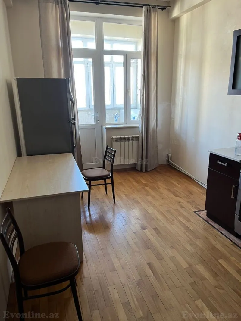 Satılır 2 otaqlı Mənzil Yeni tikili 83 m² Nəsimi r. - şəkil 5